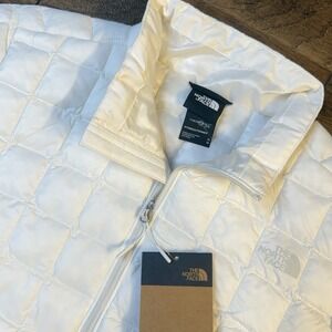 The North Face Women's Thermoball Eco Insulated Jacket Gardenia White XL $230
